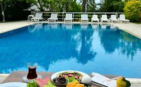 Treekos Suite Hotel Istanbul Airport